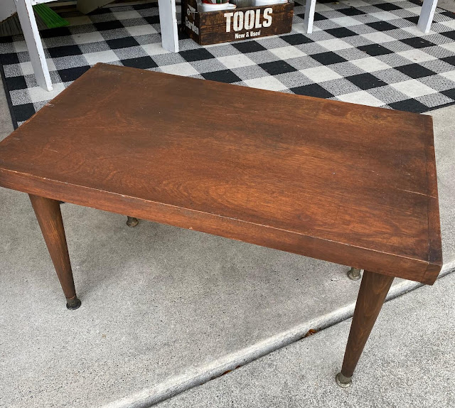 Belle coffee discount table